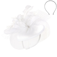 WHITE ELEGANT WEDDING FASCINATOR WITH FLORAL CENTER