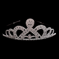 DETAILED LOOPED PRINCESS CROWN