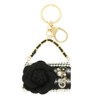 FASHIONISTA ROSE PEARL CHARM KEYCHAIN