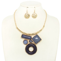 AMORPHOUS CELLULOID ACETATE NECKLACE SET